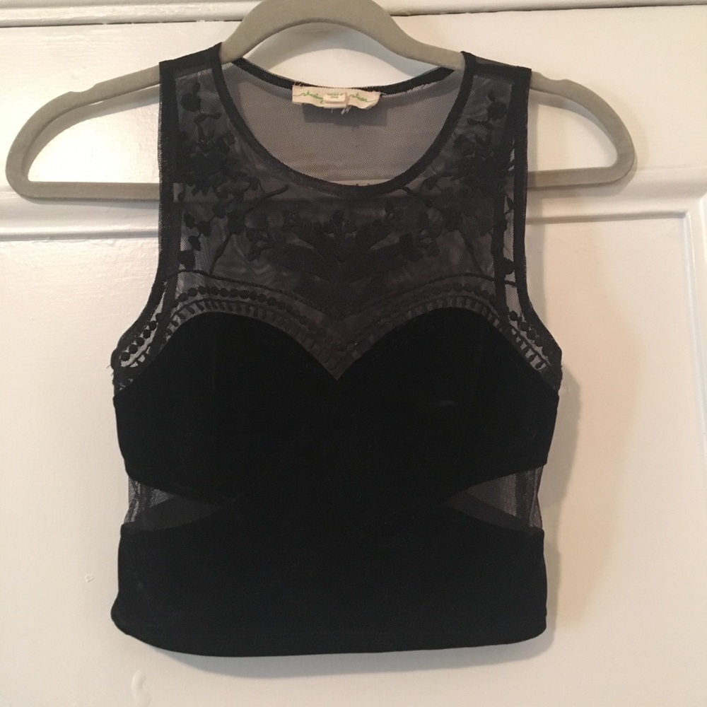 ⭐️STARING AT STARS ⭐️UO velvet crop & mesh crop XS